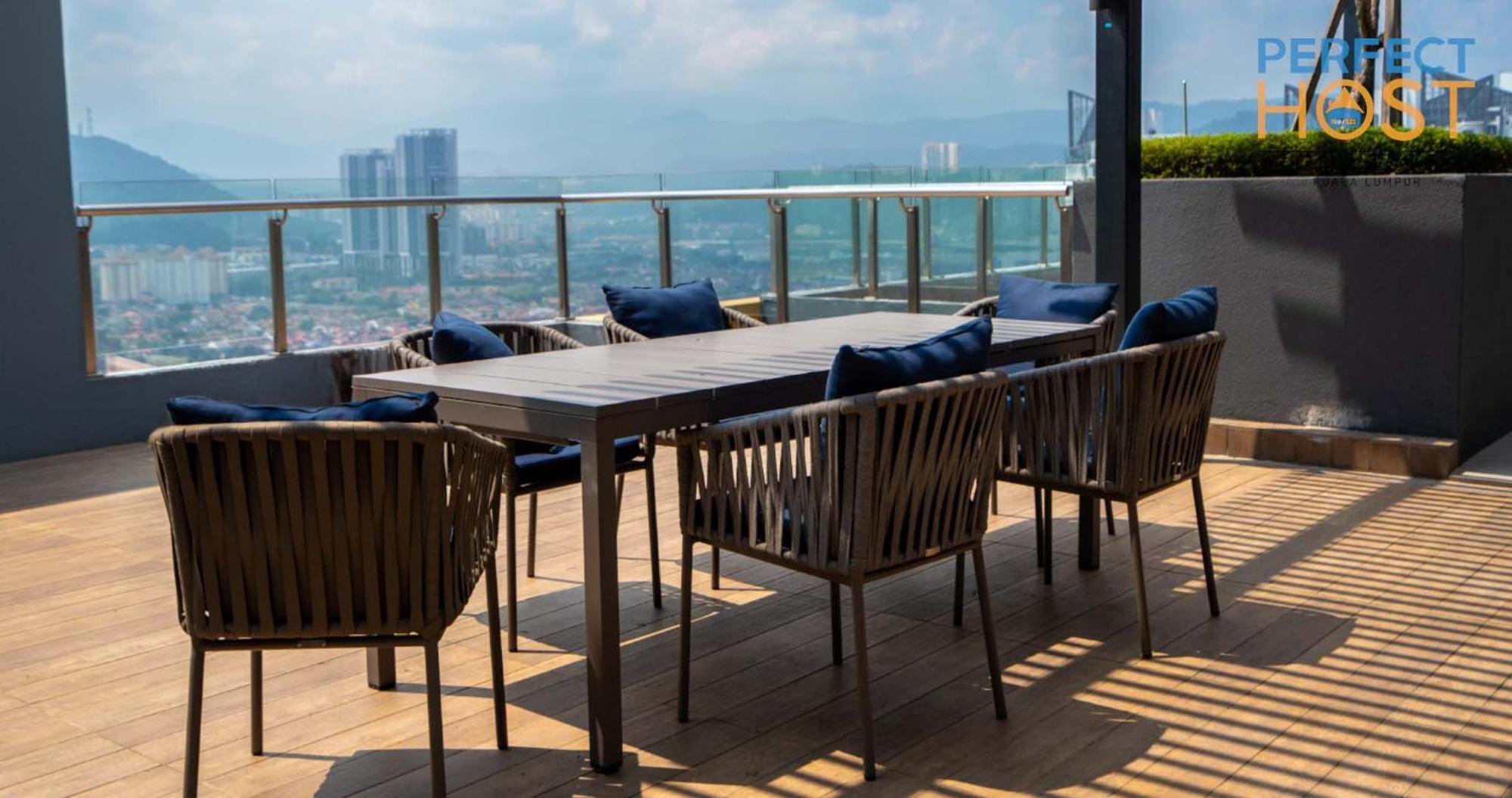 Neu Suites @ 3Rdnvenue By Perfect Host 쿠알라룸푸르 외부 사진